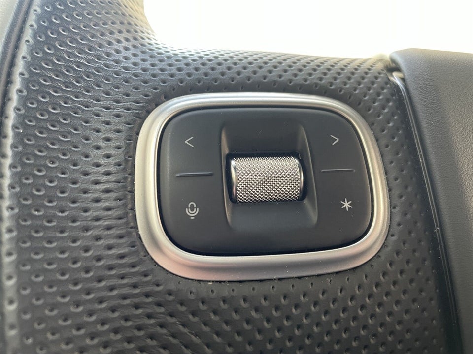 Xpeng G6 Standard Range 5d