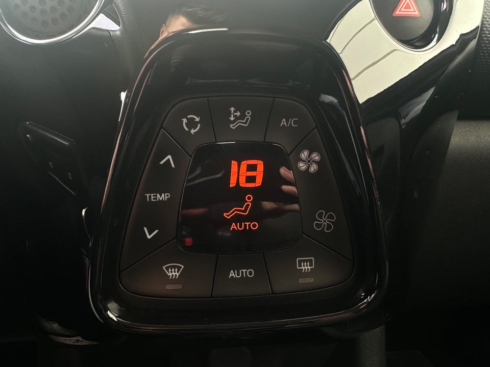 Citroën C1 1,0 VTi Triumph 5d