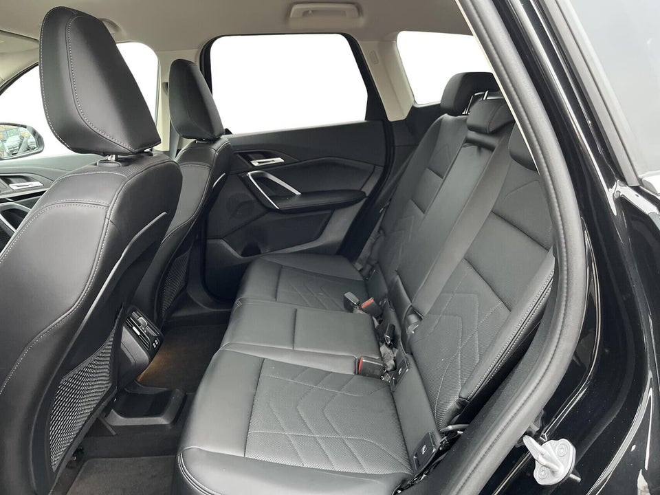 BMW iX1 xDrive30 X-Line 5d