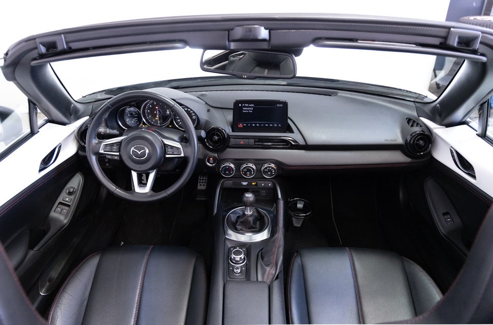 Mazda MX-5 2,0 SkyActiv-G 160 Roadster Sport 2d