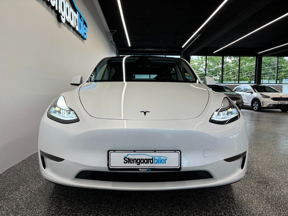 Tesla Model Y Long Range AWD 5d