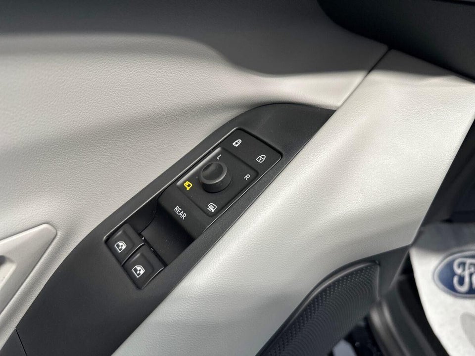 Ford Explorer 82 Select Extended Range 5d