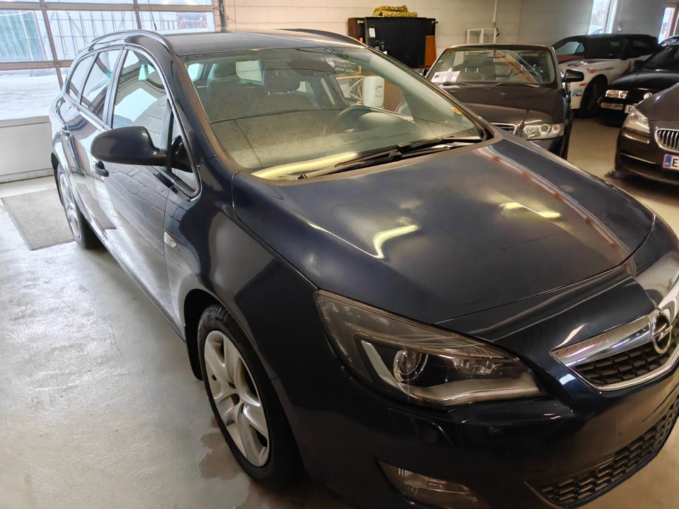 Opel Astra 1,6 Enjoy Sports Tourer 5d