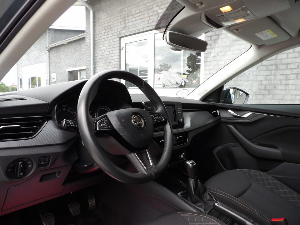 Skoda Scala 1,0 TSi 115 Ambition 5d