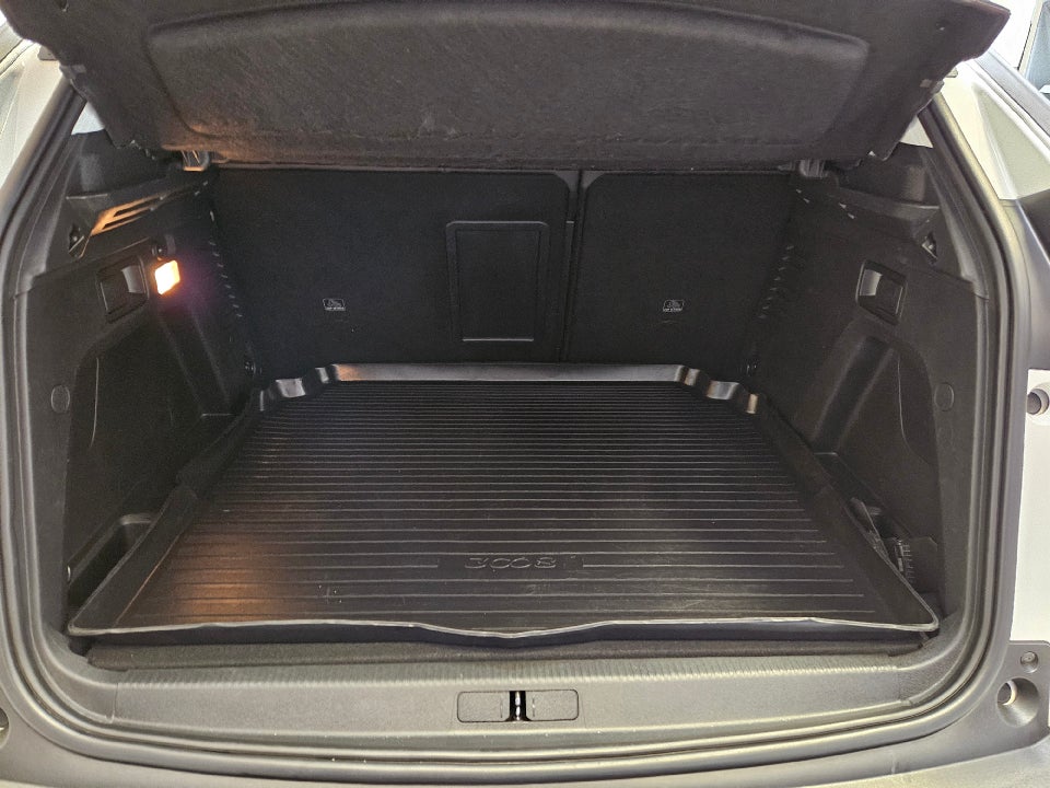 Peugeot 3008 1,2 PureTech 130 Allure EAT8 5d