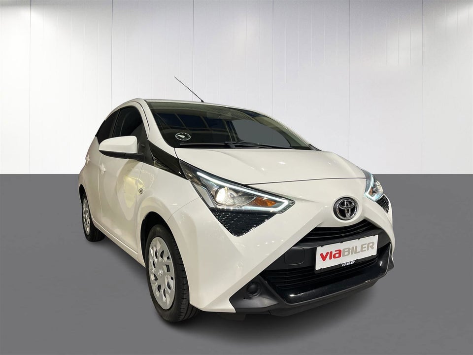 Toyota Aygo 1,0 VVT-i x-pression 5d