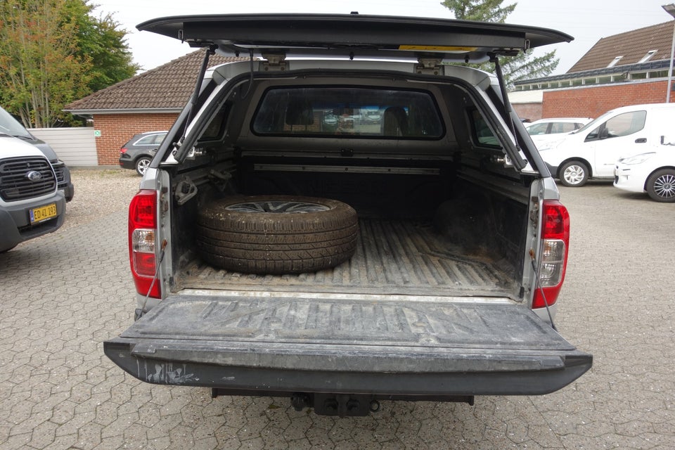 Nissan Navara 2,3 dCi 160 King Cab N-Connecta 2d