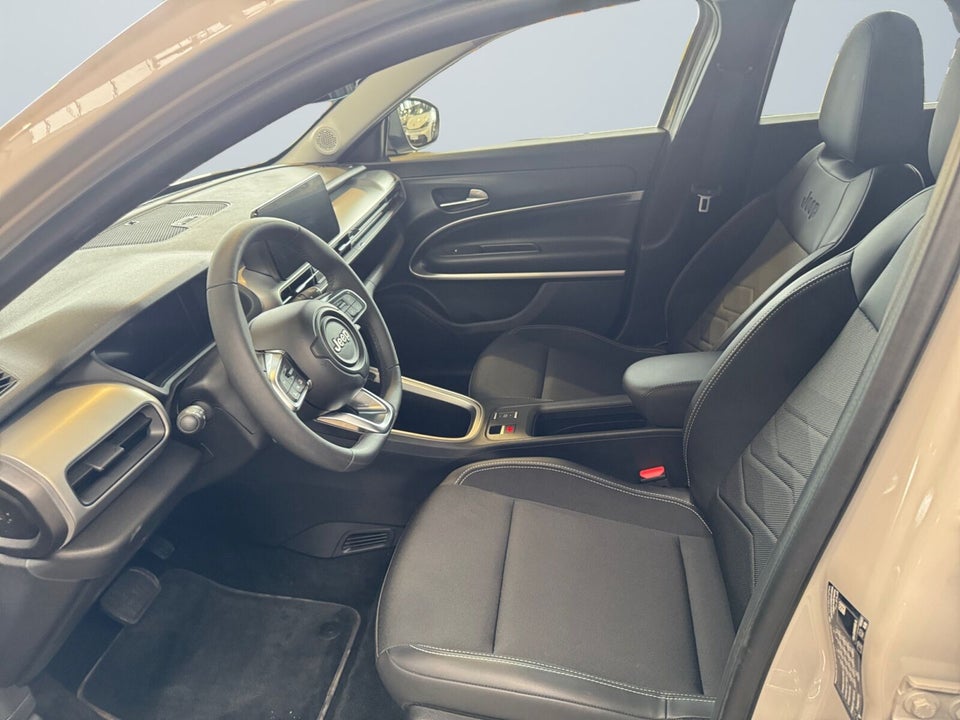 Jeep Avenger 54 Summit 5d