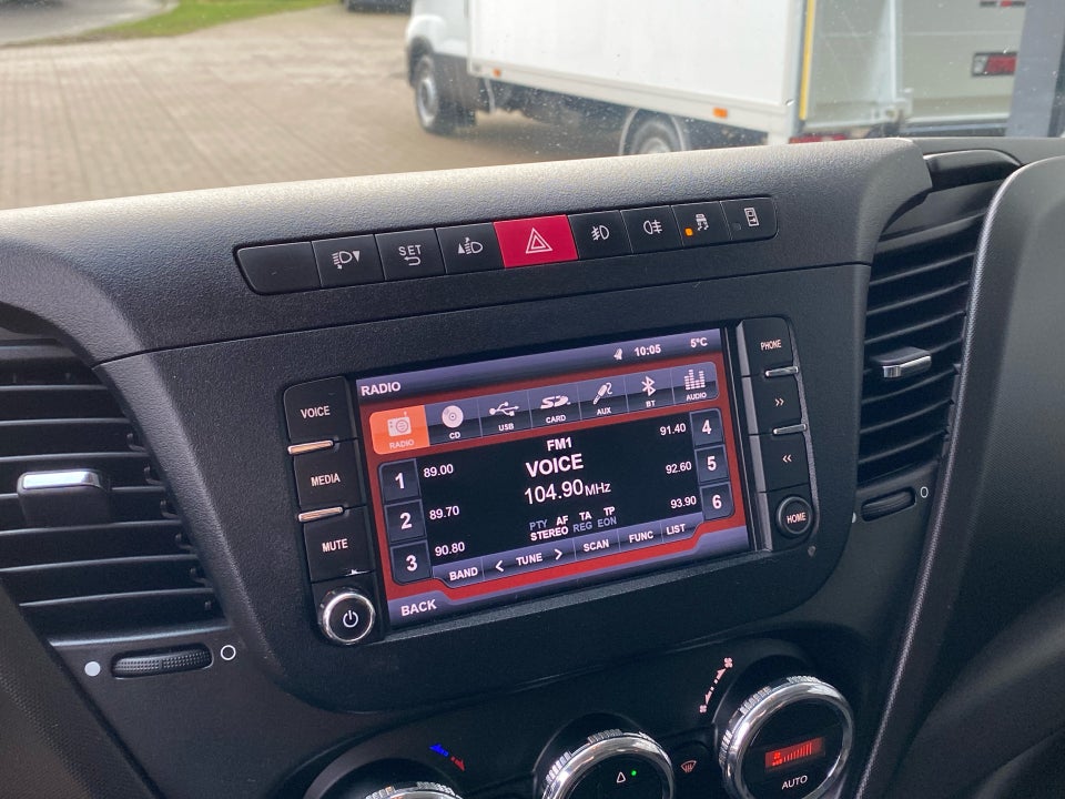 Iveco Daily 3,0 35S17 12m³ Van AG