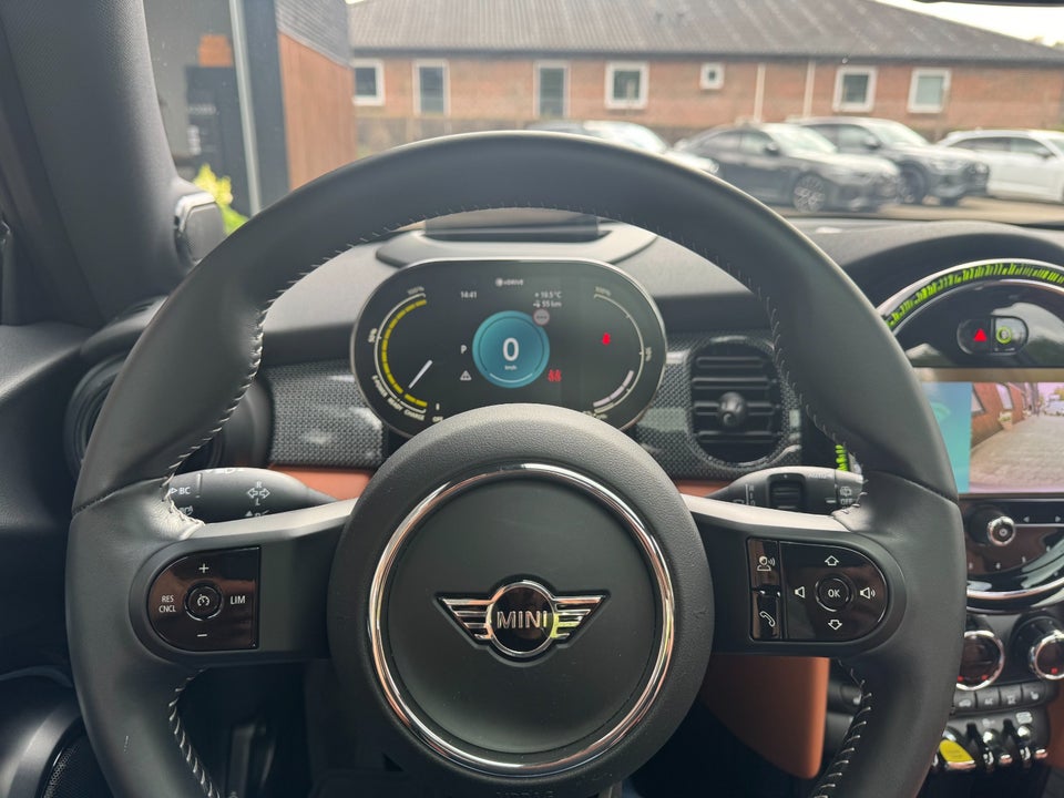 MINI Cooper SE Yours Trim 3d