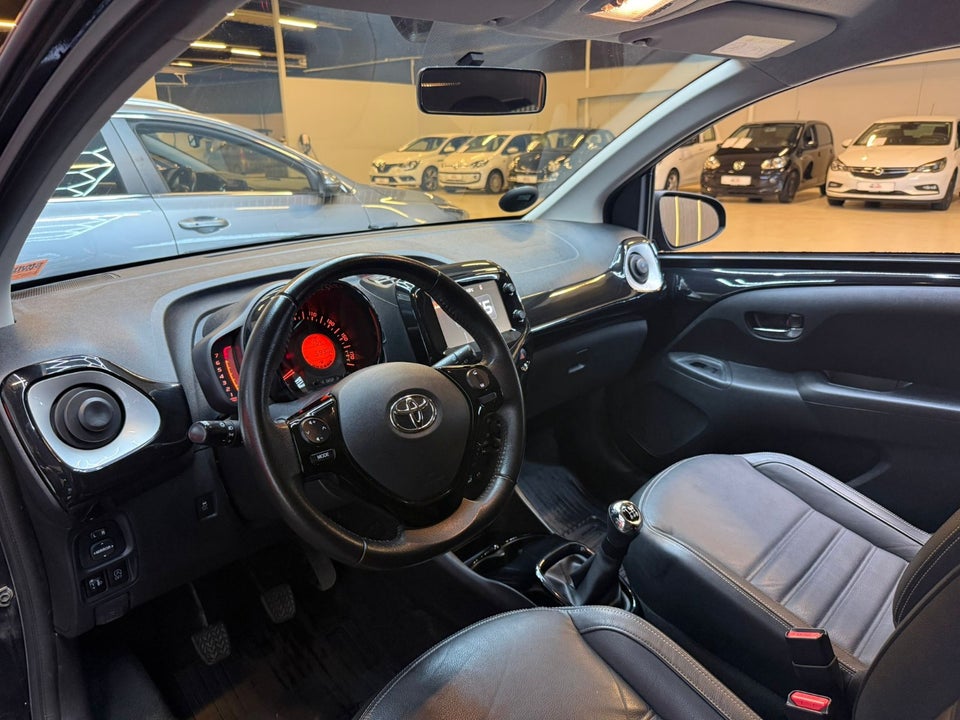 Toyota Aygo 1,0 VVT-i x-cellence 5d