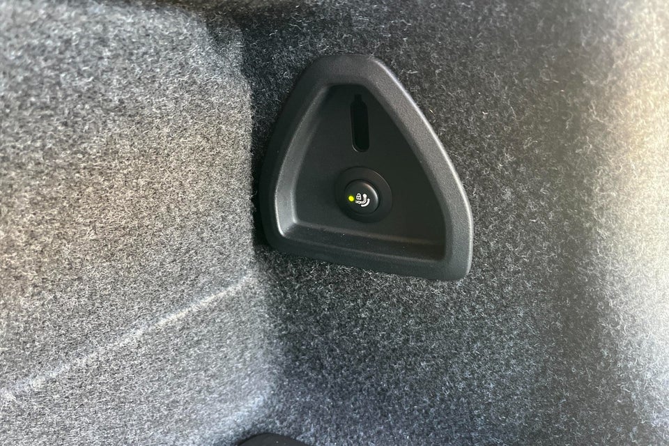 BMW i5 eDrive40 M-Sport 4d