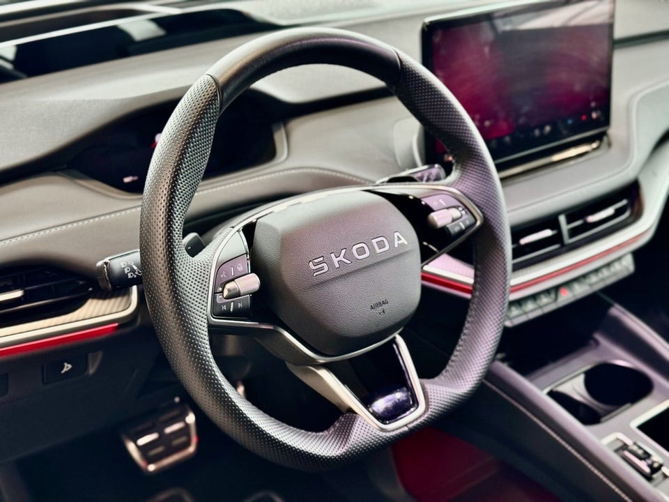 Skoda Enyaq 85x iV Sportline Maxx 5d