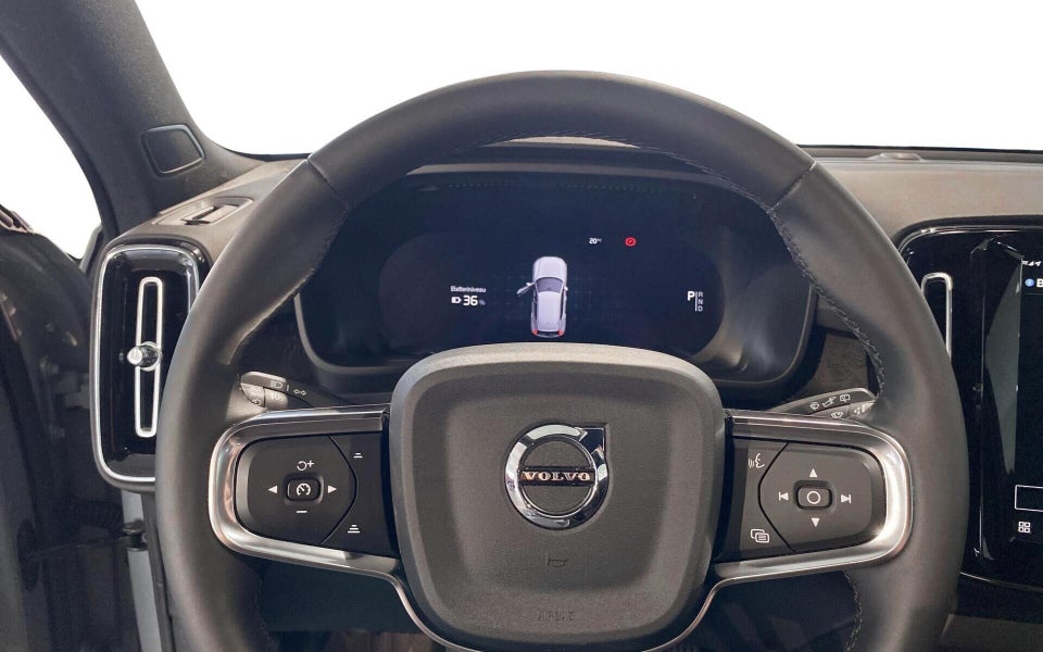 Volvo EX40 Extended Range Plus 5d