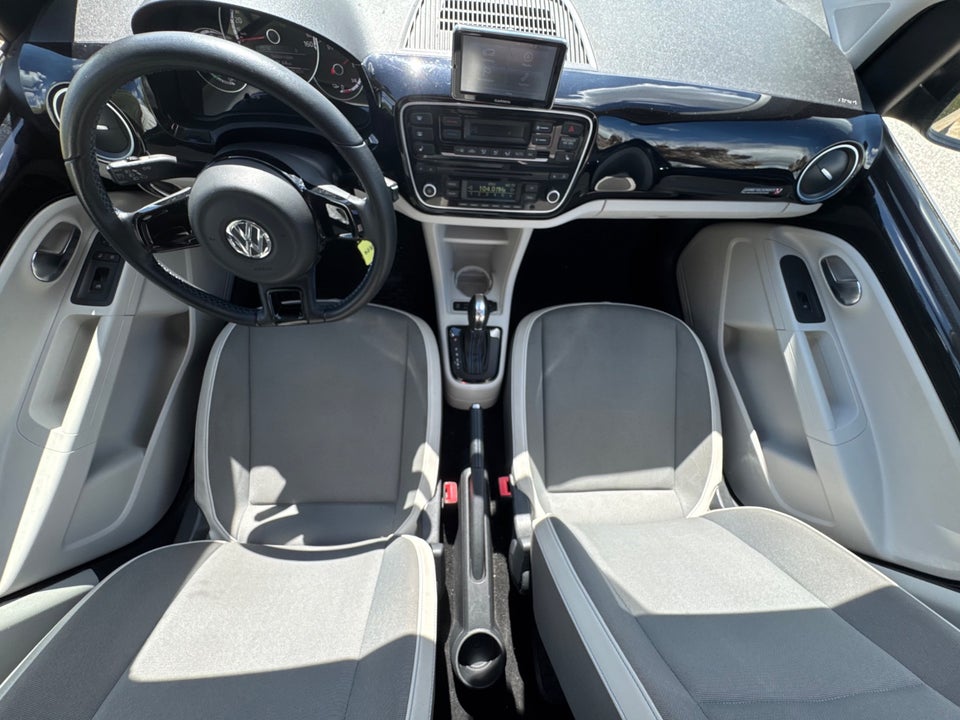VW e-Up! High Up! 5d