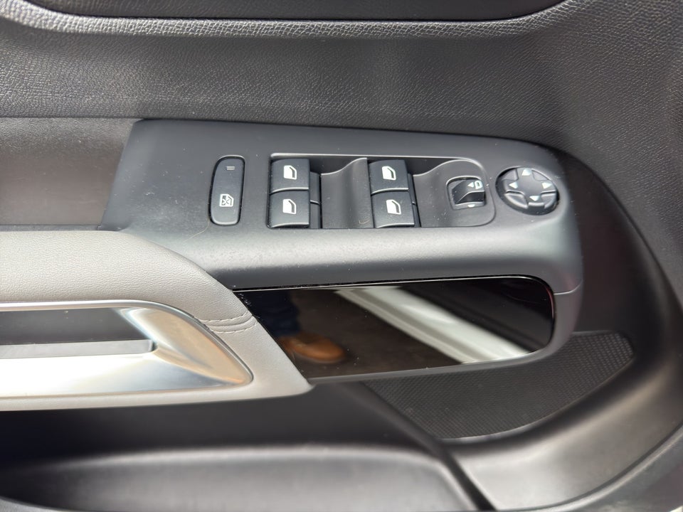 Citroën C5 Aircross 1,6 Hybrid Feel LTD EAT8 5d