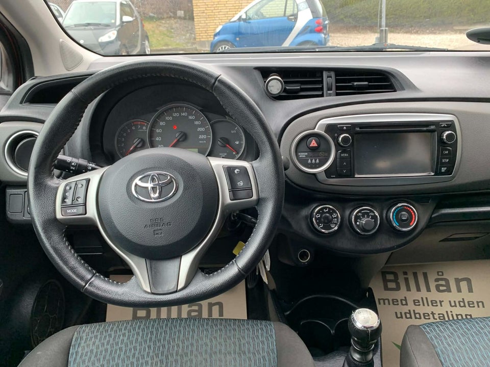 Toyota Yaris 1,3 VVT-i T2 Touch 5d