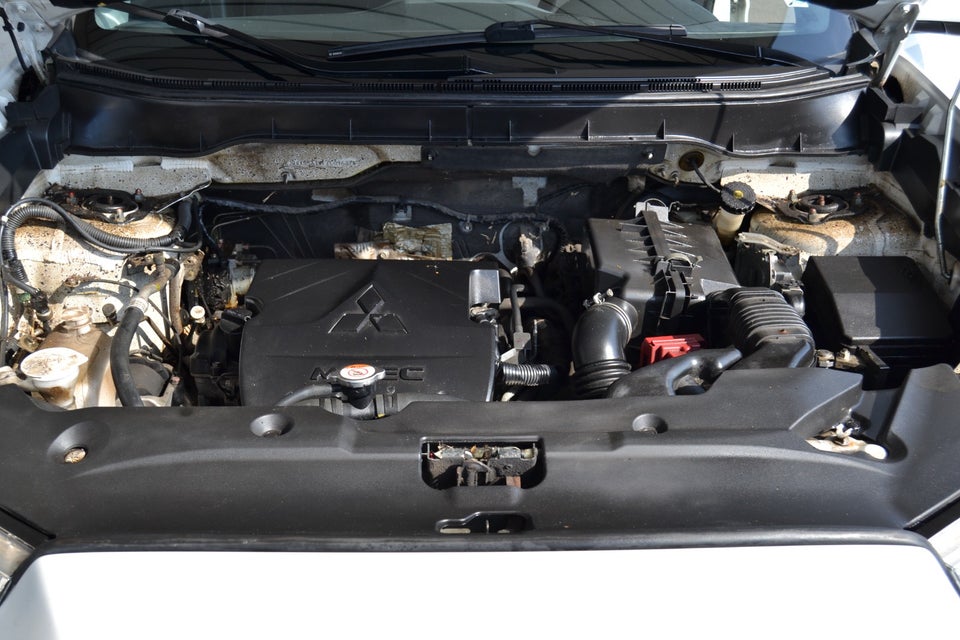 Mitsubishi ASX 1,6 Invite 5d