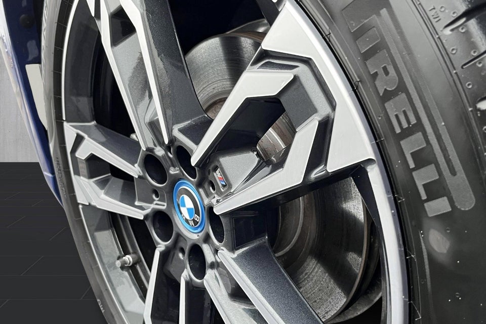 BMW iX1 xDrive30 M-Sport Premium 5d