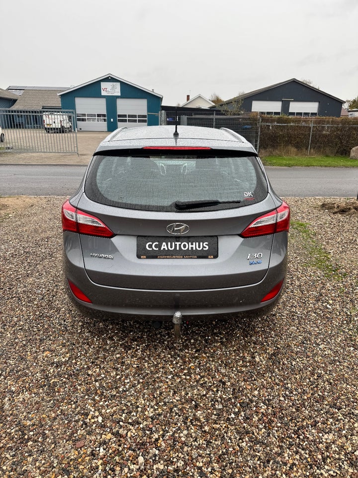 Hyundai i30 1,6 CRDi 110 Comfort Go! CW 5d