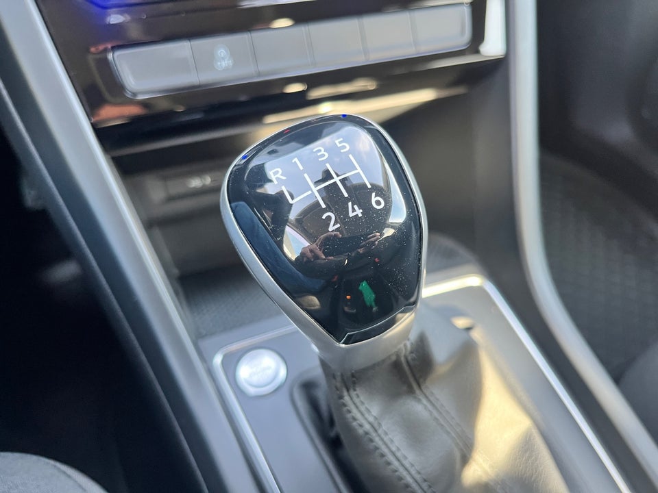 VW Touran 2,0 TDi 122 Comfortline Van 5d