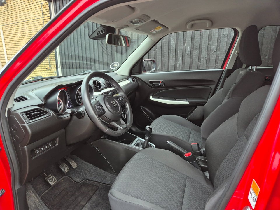 Suzuki Swift 1,2 Dualjet SHVS Exclusive 5d