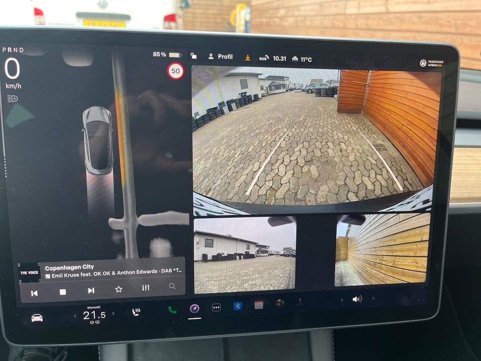 Tesla Model 3 Standard Range+ RWD 4d