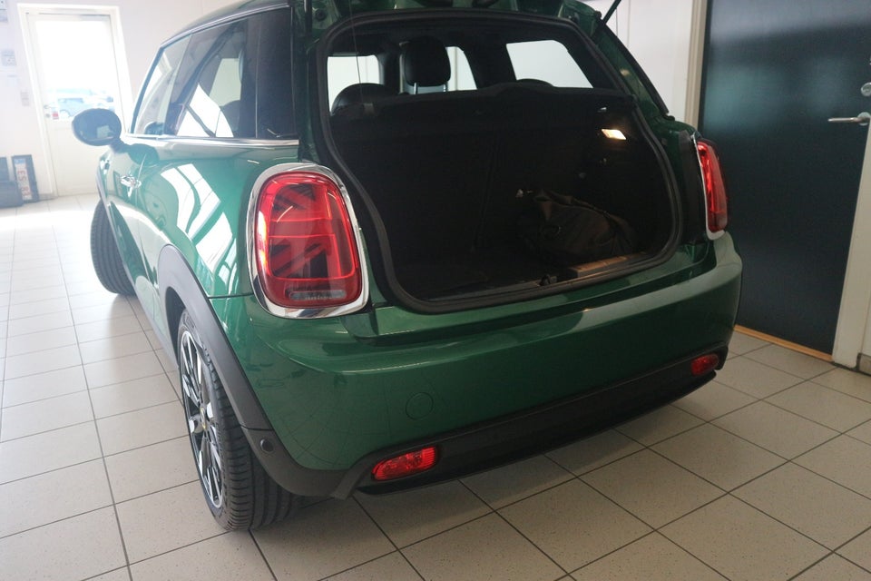 MINI Cooper SE Classic Trim 3d