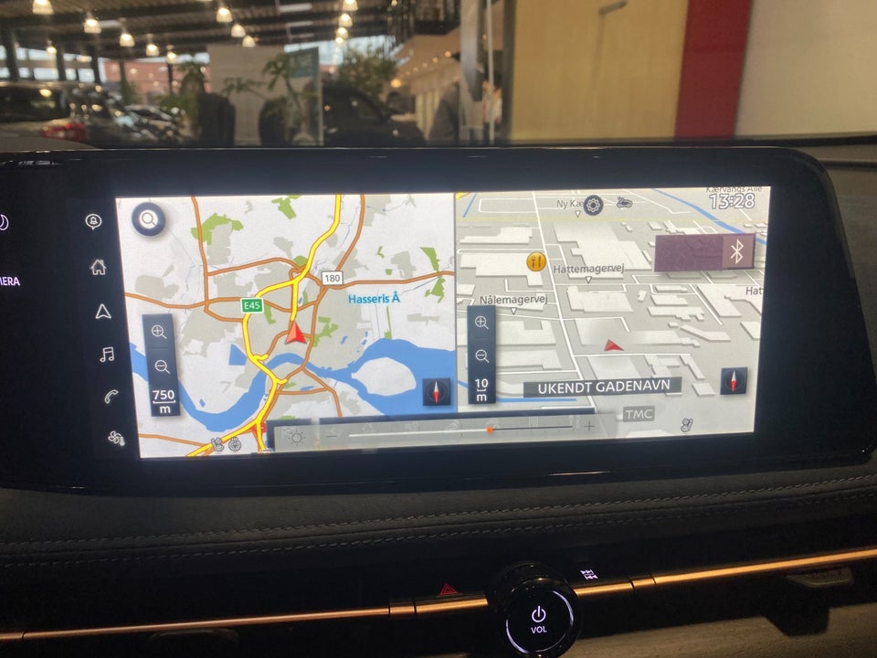 Nissan Ariya 87 Evolve 5d