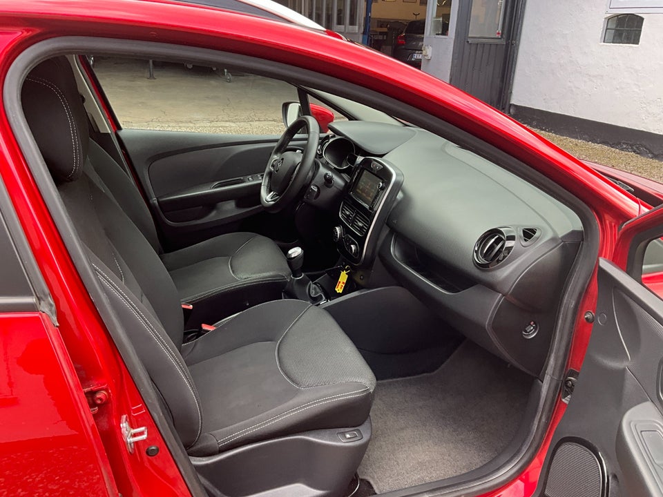 Renault Clio IV 0,9 TCe 90 Limited Sport Tourer 5d
