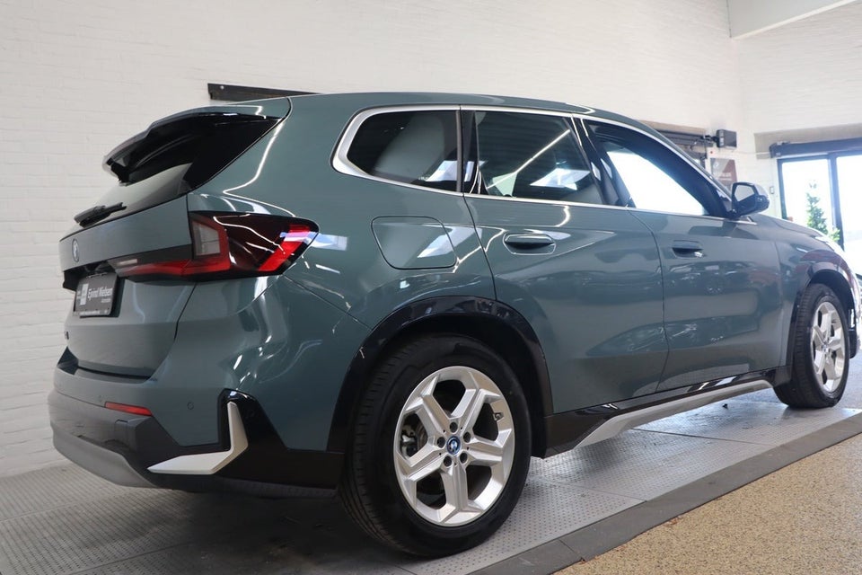 BMW iX1 xDrive30 X-Line 5d