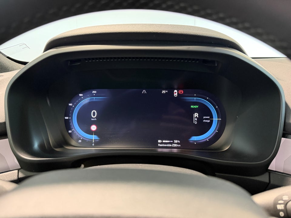 Volvo XC40 P6 ReCharge Plus 5d