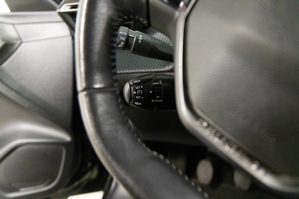 Peugeot 208 1,2 PureTech 75 Prime 5d