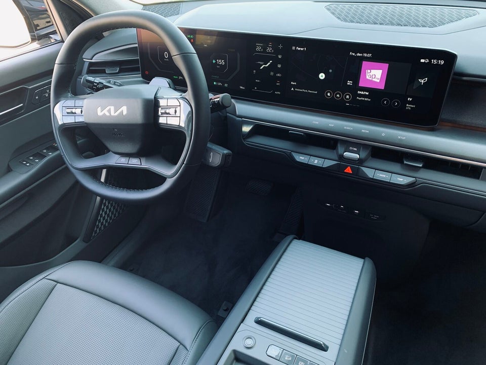 Kia EV9 76 Standard Range Upgrade RWD 7prs 5d
