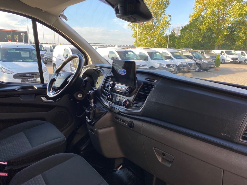 Ford Transit Custom 300 L2 2,0 TDCi 130 Trend