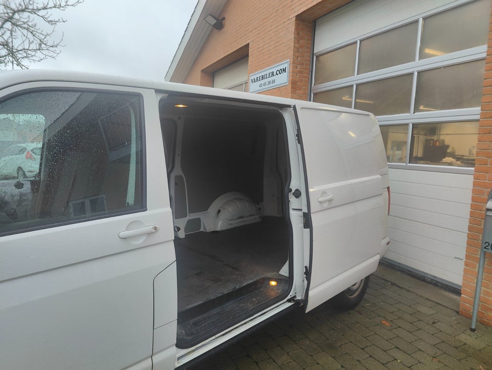 VW Transporter 2,0 TDi 150 Kassevogn DSG 4Motion lang