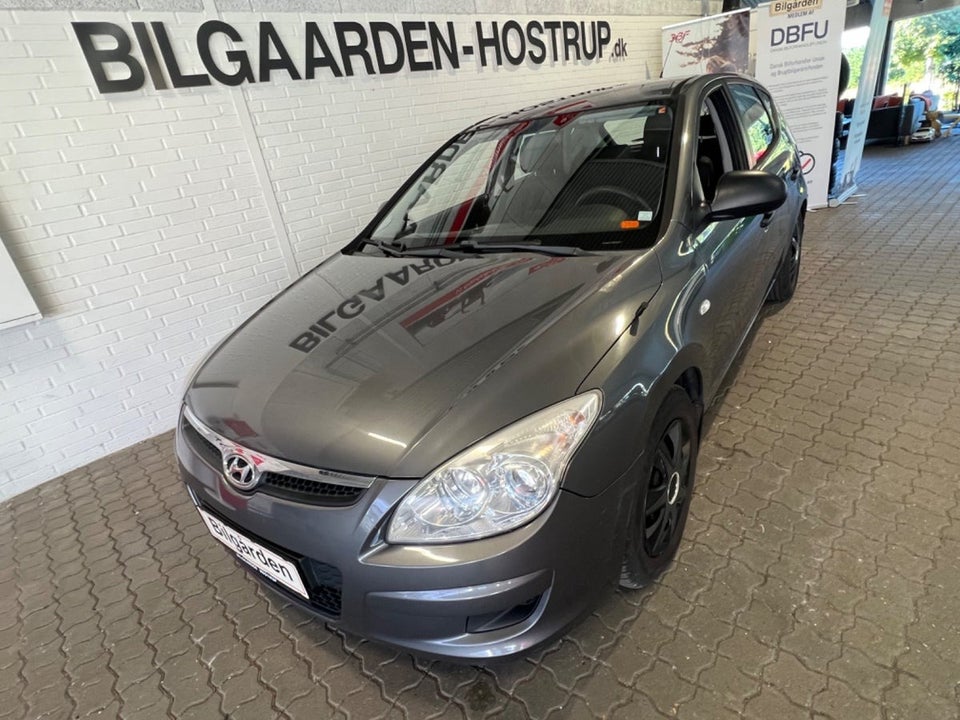 Hyundai i30 1,6 CRDi 90 Classic CW 5d