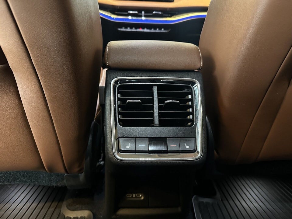 Skoda Enyaq 80 iV Selection Suite 5d