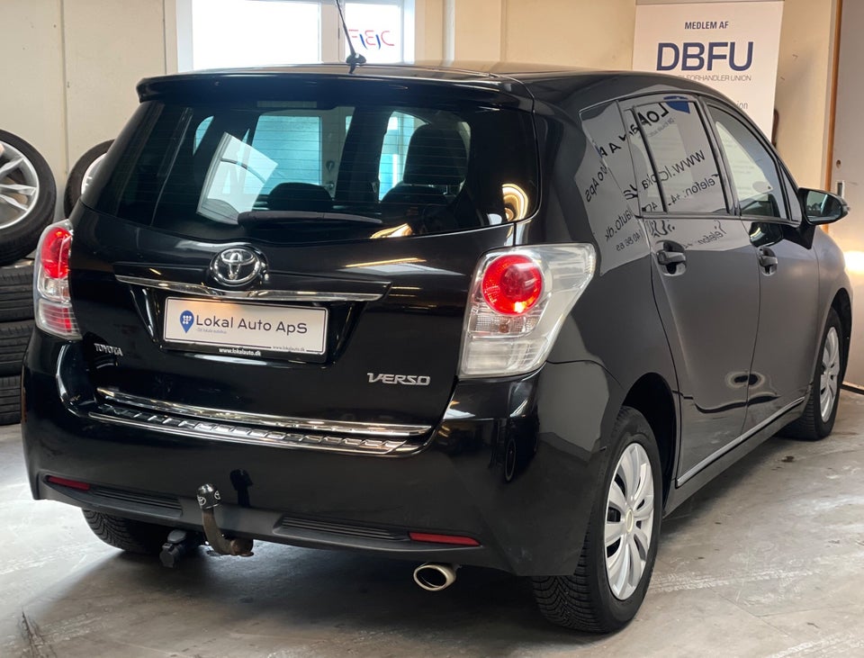 Toyota Verso 1,6 D-4D T2 Premium Skyview 5d