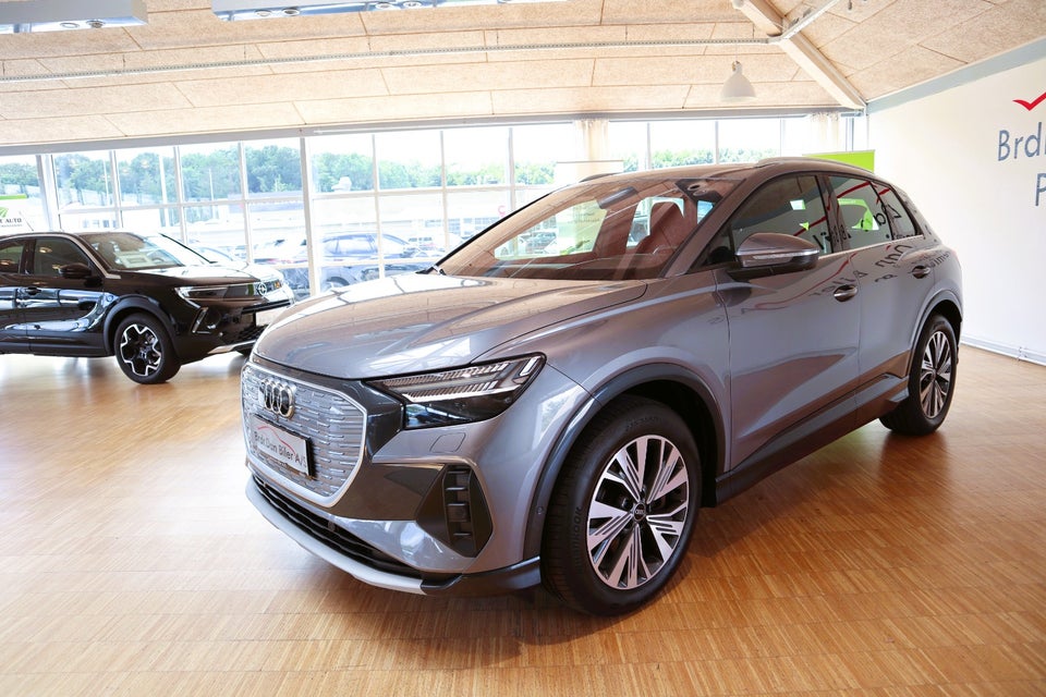 Audi Q4 e-tron 40 Attitude 5d