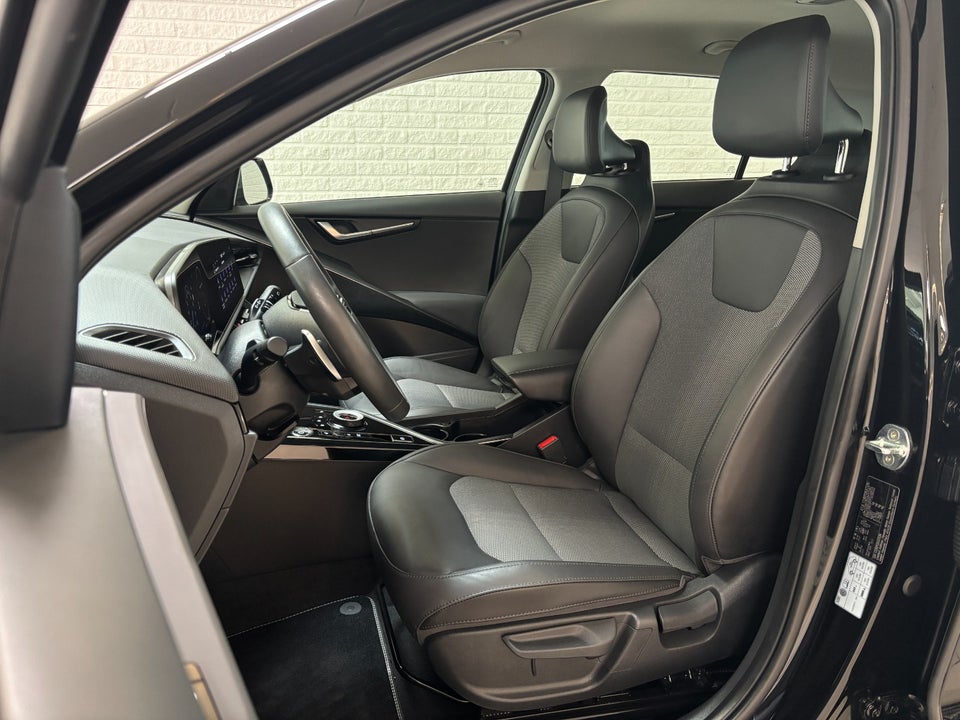 Kia Niro 64 EV Prestige 5d