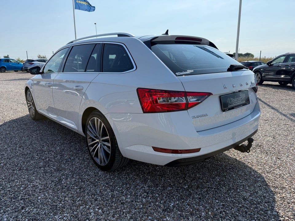 Skoda Superb 1,4 TSi iV Plus Combi DSG 5d