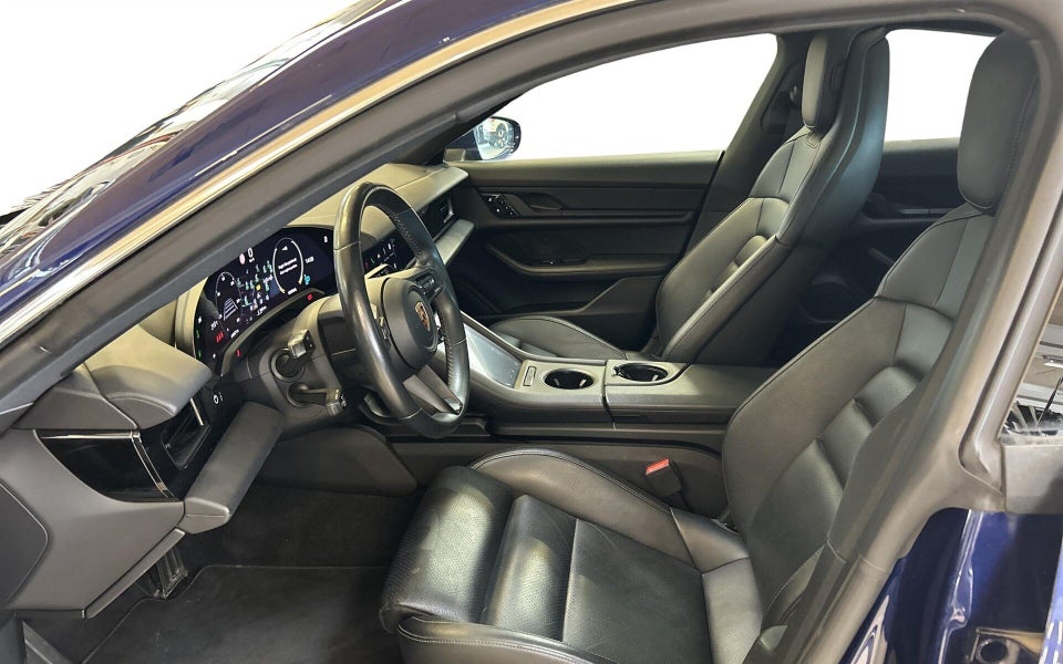 Porsche Taycan 4S 4d