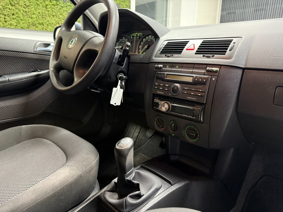 Skoda Fabia 1,4 16V 75 Ambiente 4d