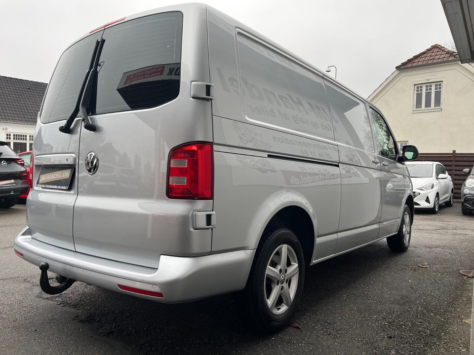 VW Transporter 2,0 TDi 150 Kassevogn DSG lang