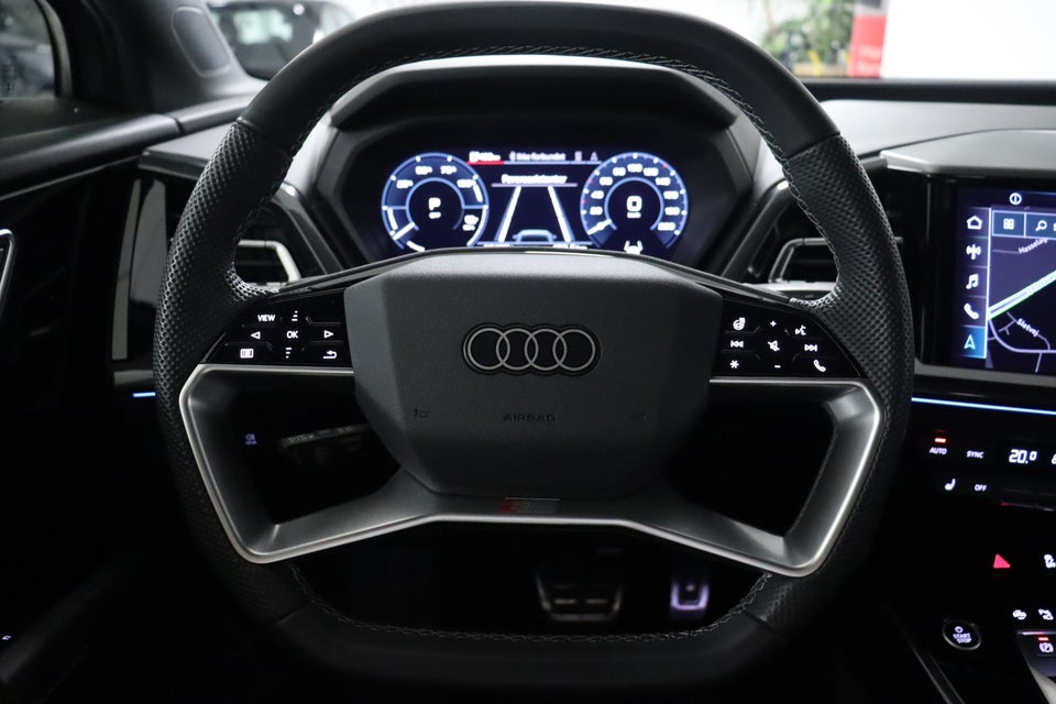 Audi Q4 e-tron 50 S-line quattro 5d