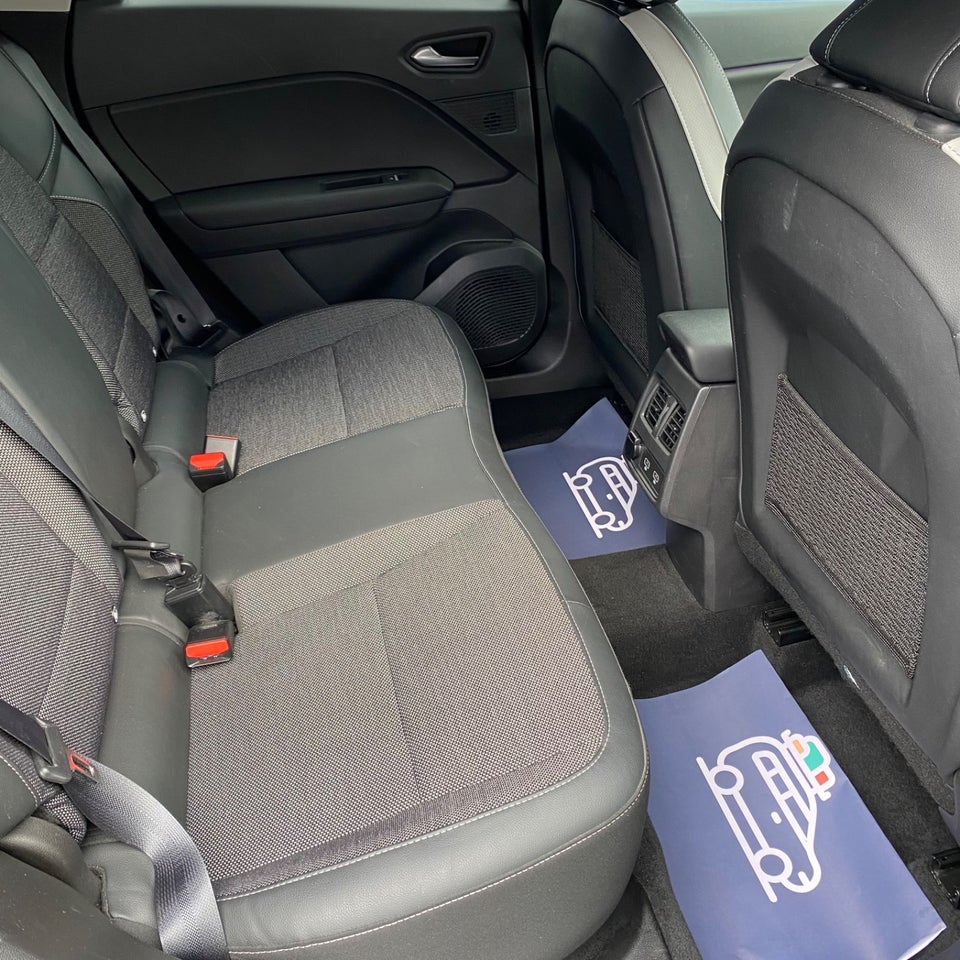 Renault Captur 1,6 E-Tech Intens 5d