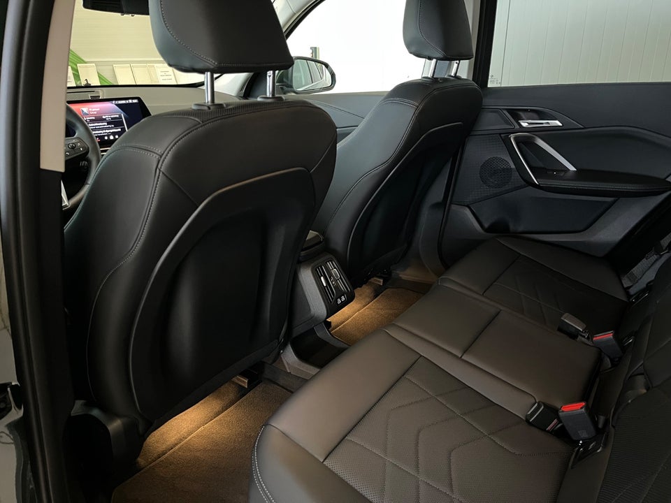 BMW iX1 eDrive20 X-Line 5d