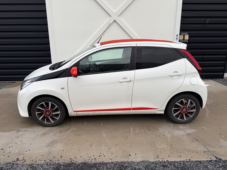 Toyota Aygo 1,0 VVT-i x-sky 5d