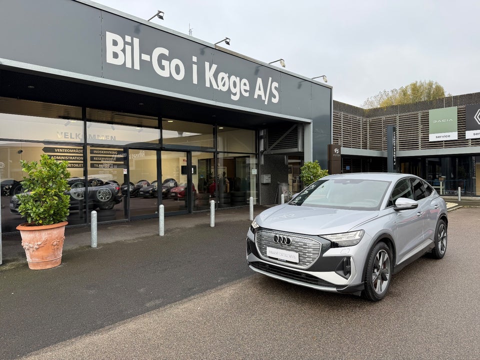 Audi Q4 e-tron 45 S-line Sportback quattro 5d